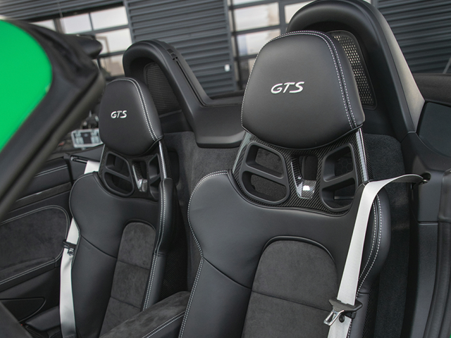 2024 Porsche 718 Boxster interior seats